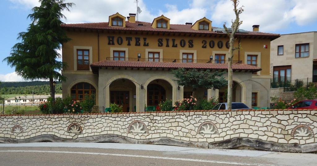 Hotel Silos 2000 Santo Domingo De Silos Eksteriør billede
